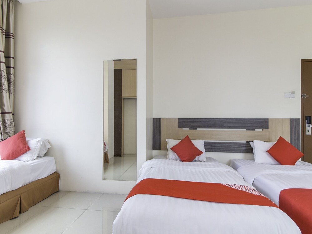 Fame Hotel by OYO Rooms