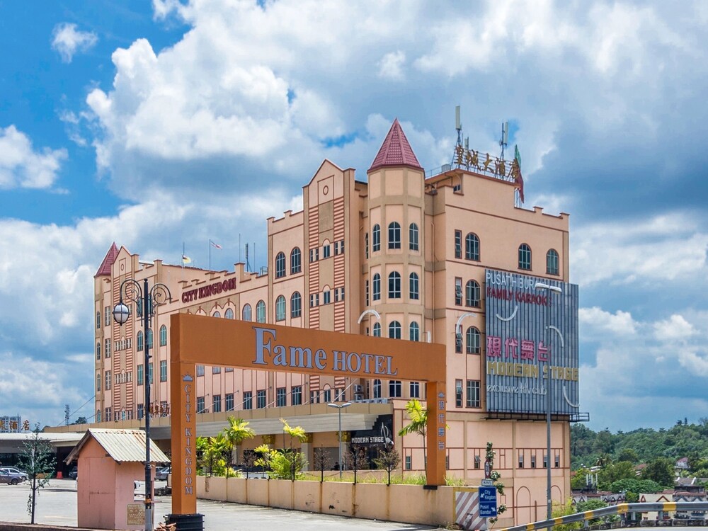 Fame Hotel by OYO Rooms