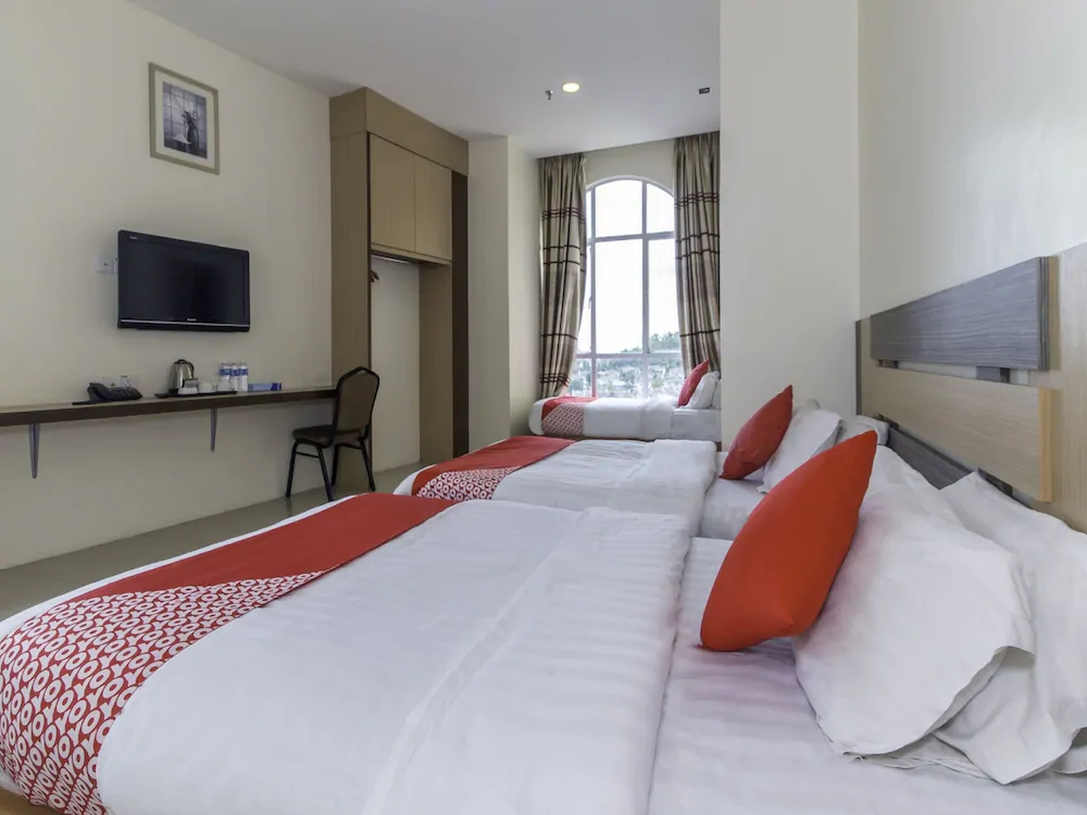 Fame Hotel by OYO Rooms
