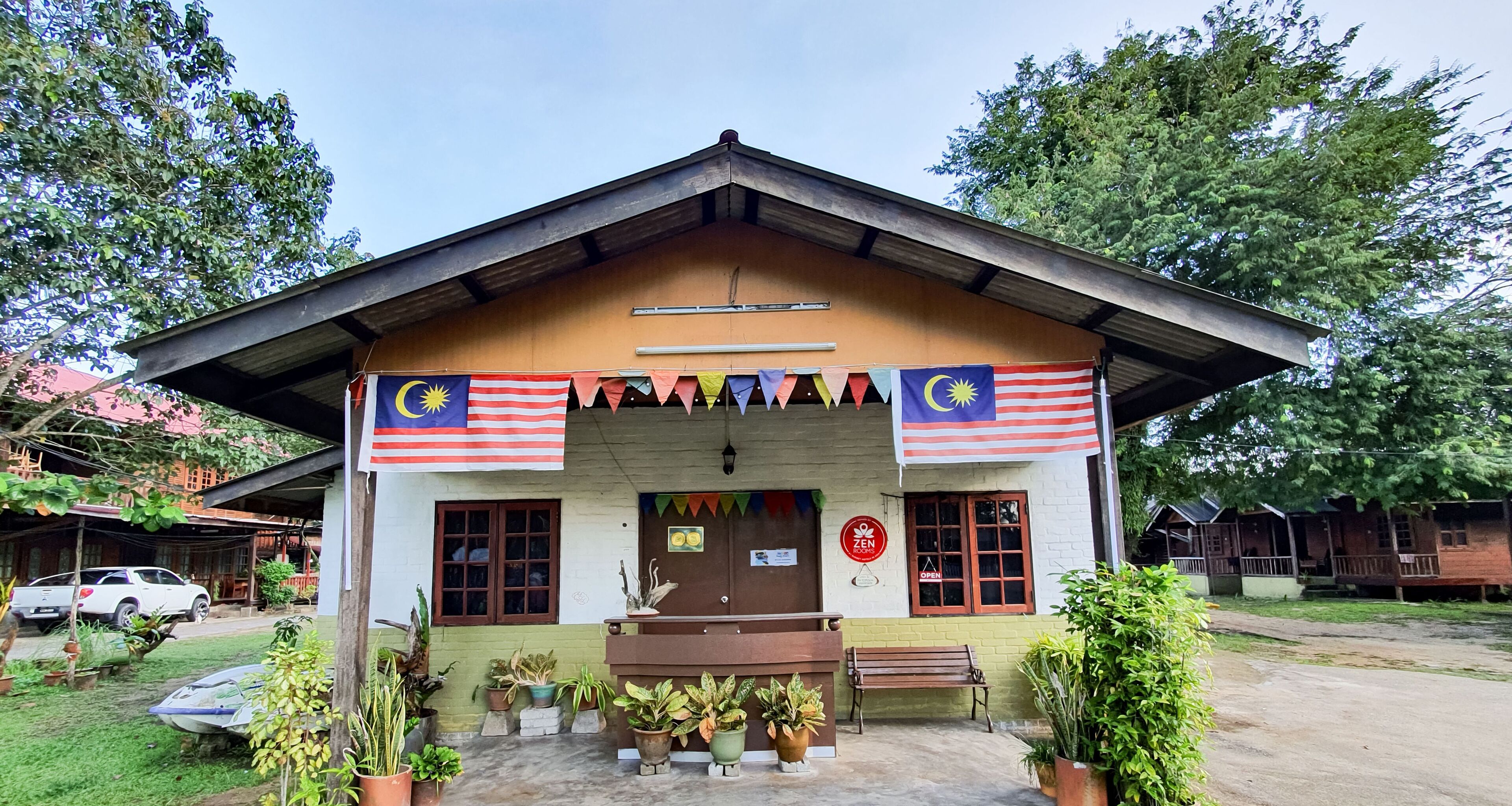 Pelangi Beach Resort Cherating by ZEN Rooms