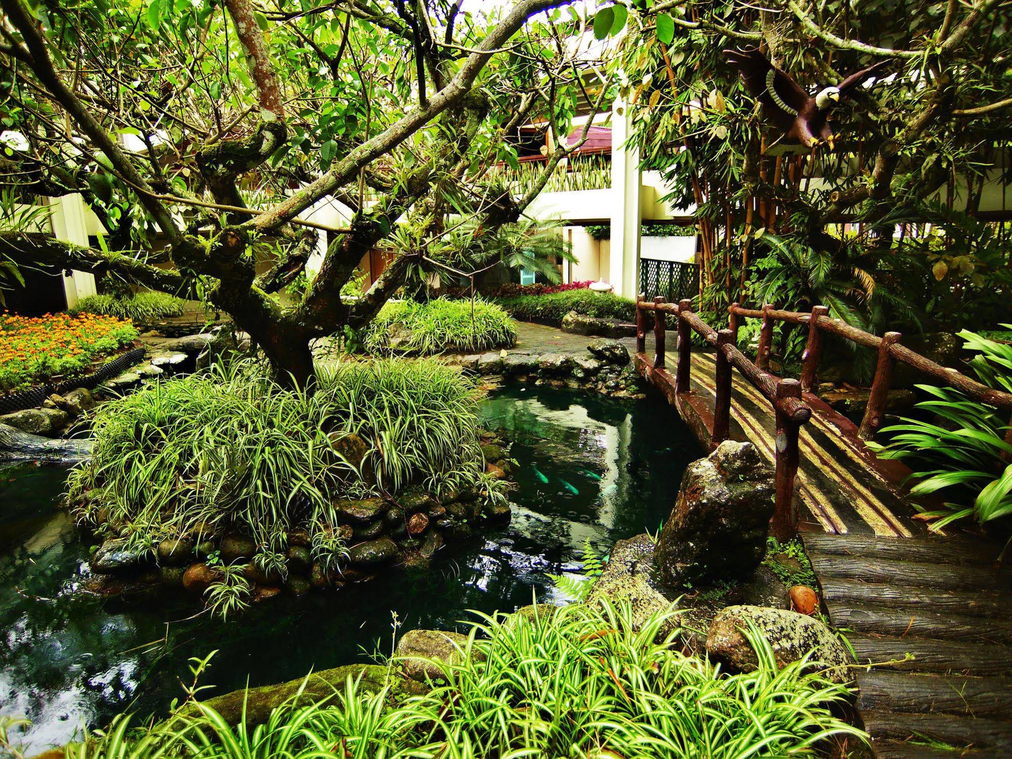 Resorts World Awana