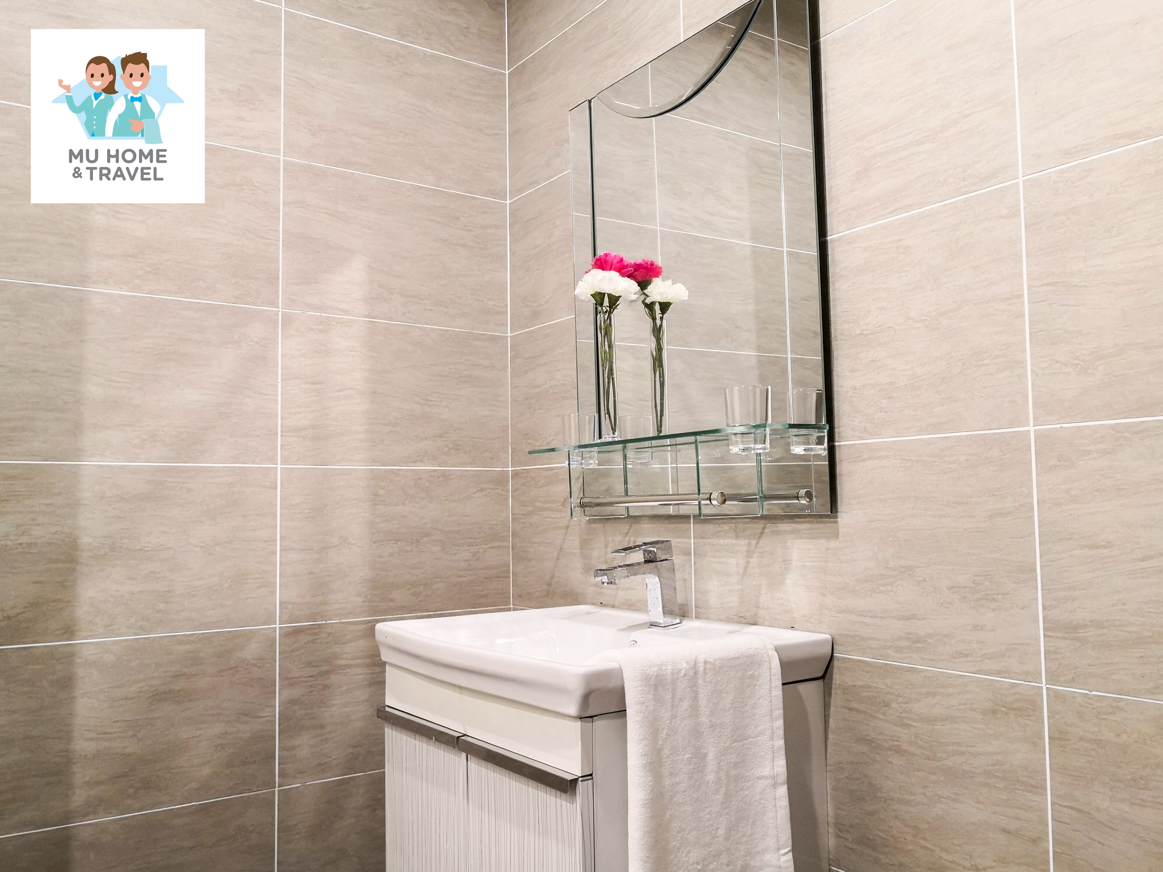 MU Windmill – 360 Skypool Superior Suite