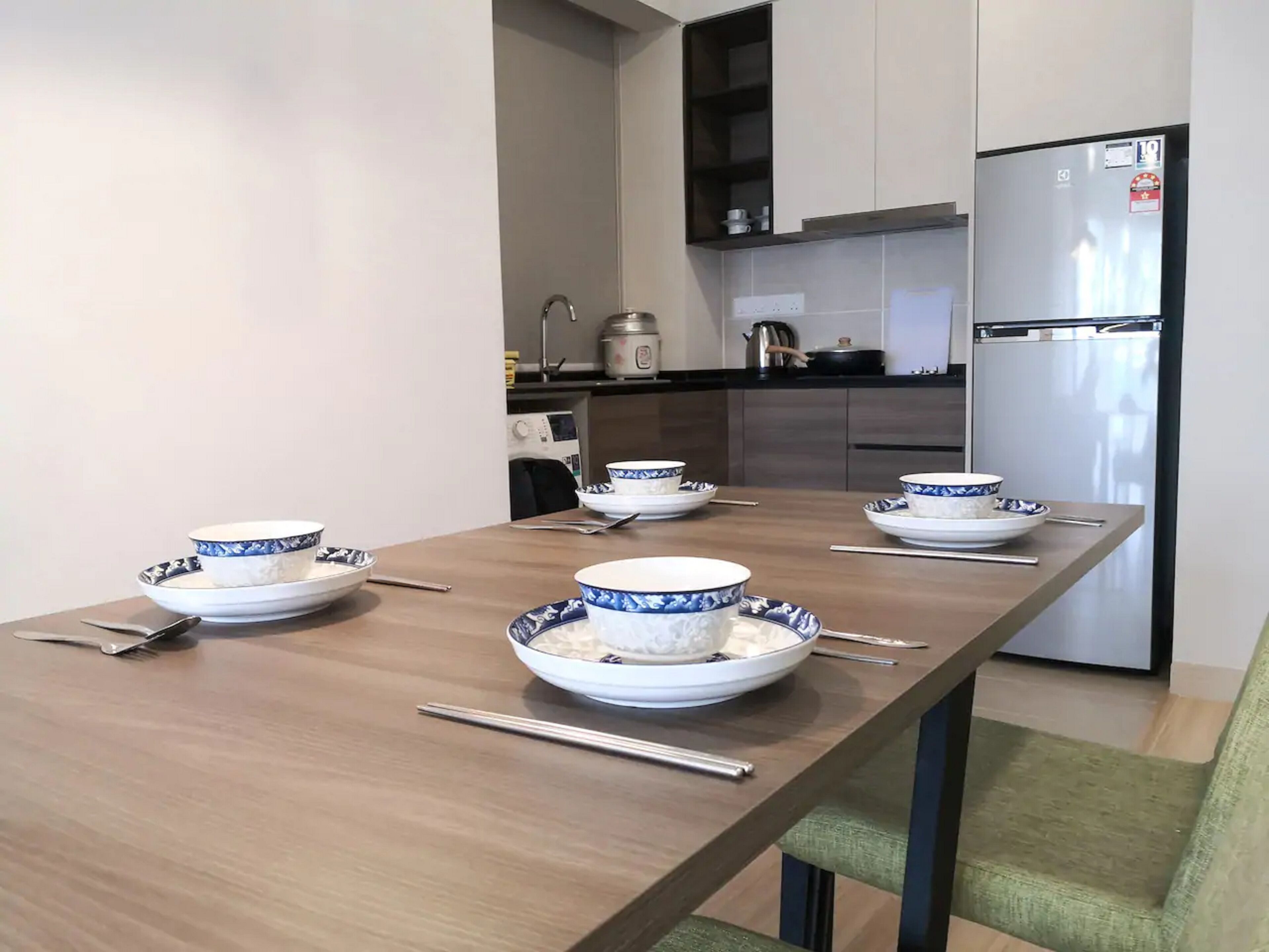 MU Windmill – 360 Skypool Superior Suite