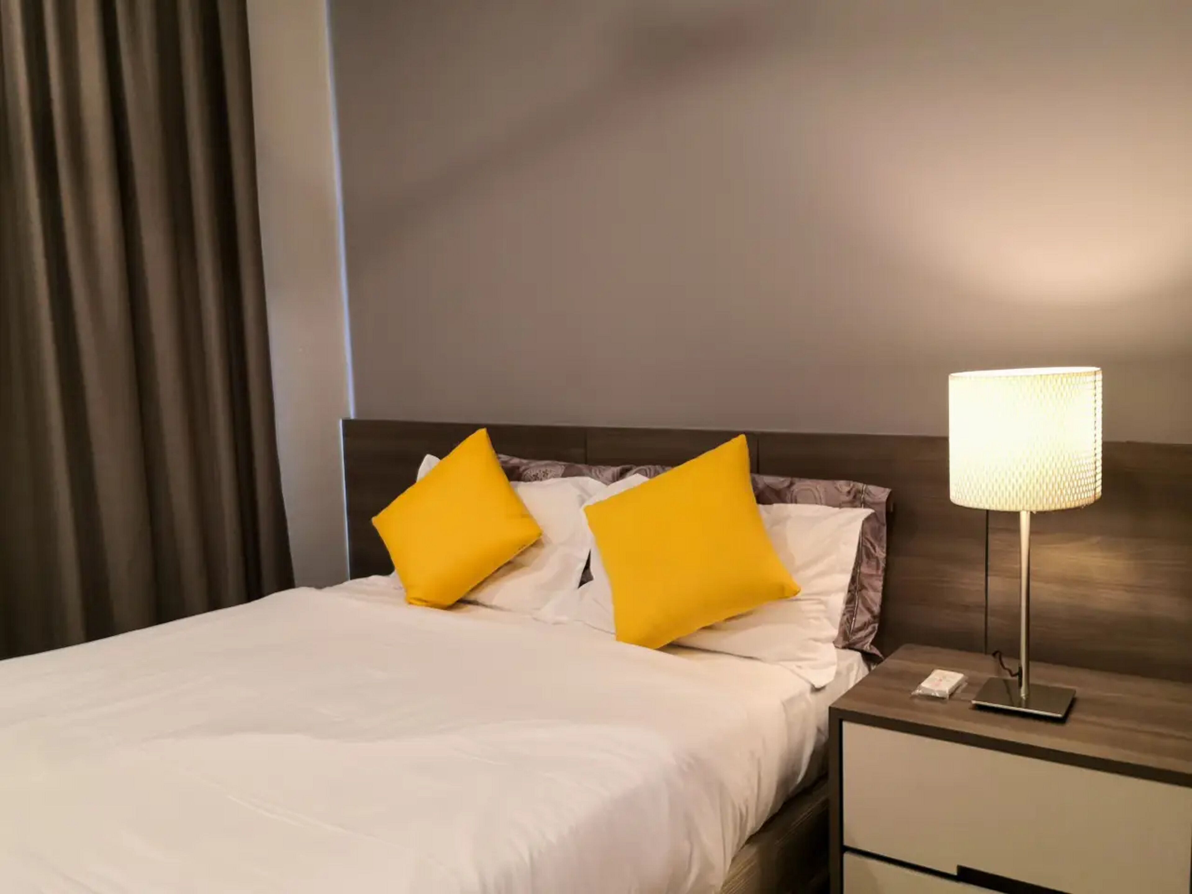 MU Windmill – 360 Skypool Superior Suite