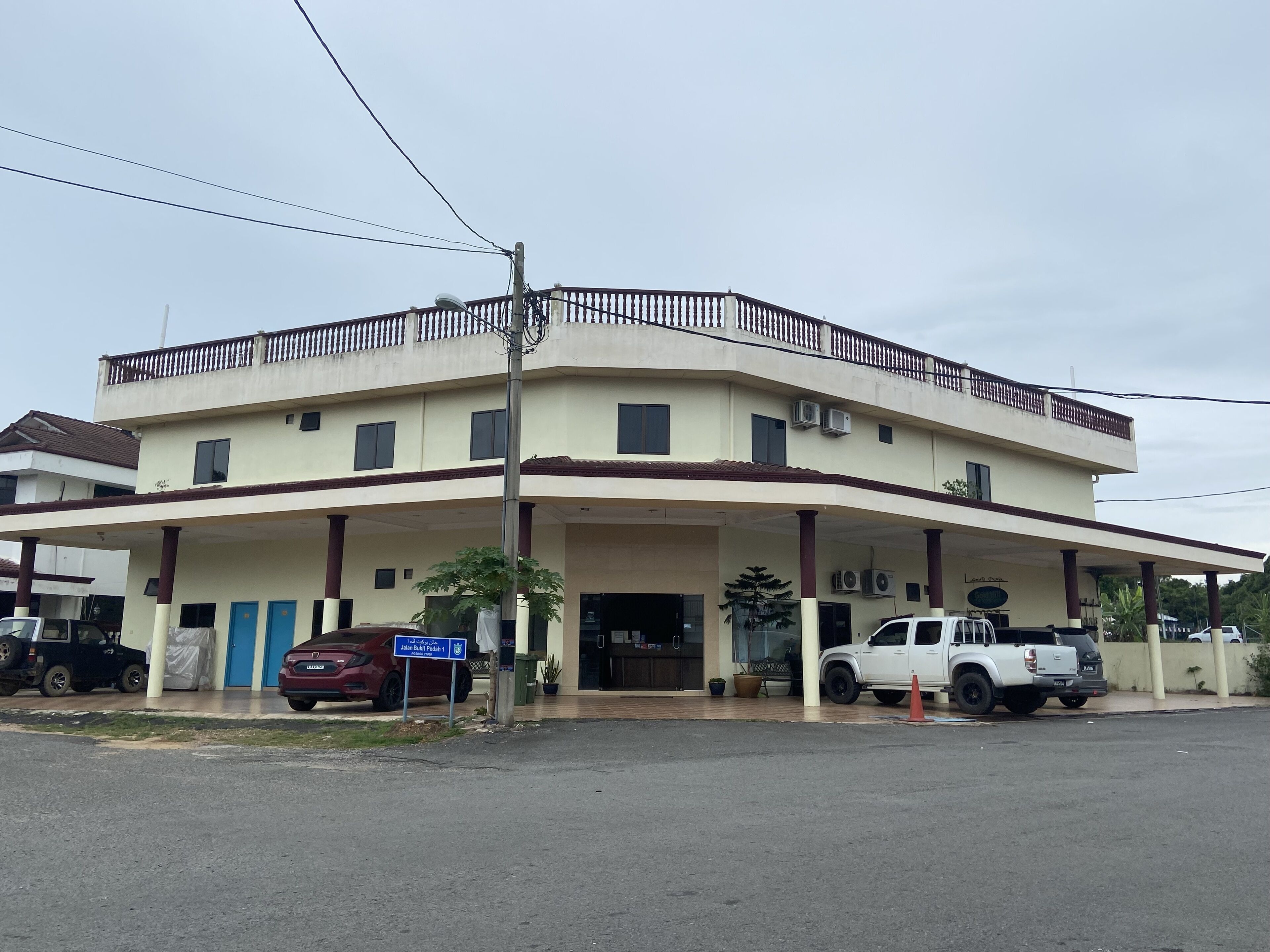 Gold Hill Hotel By Oyo