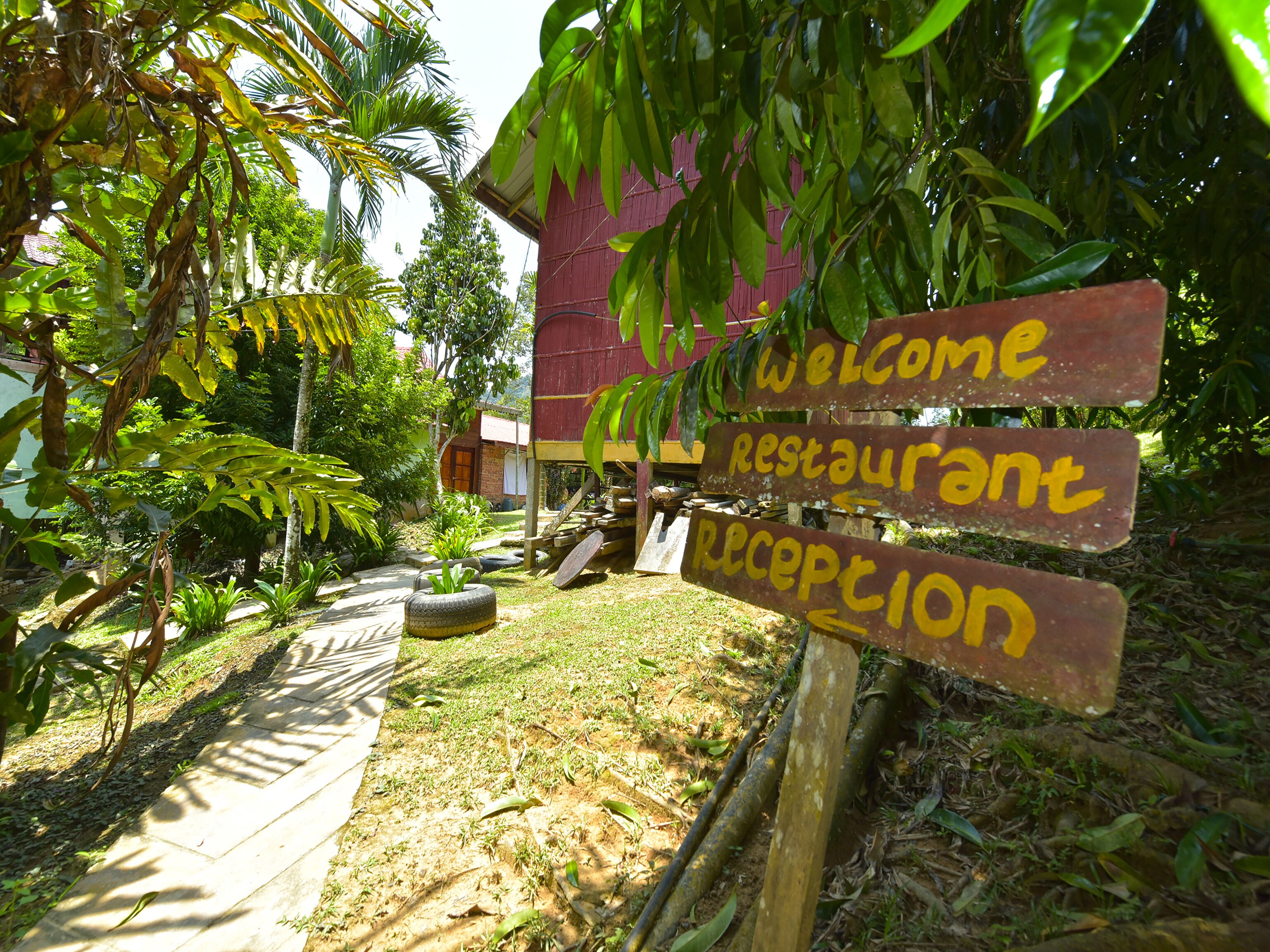 Mat Leon Village by OYO