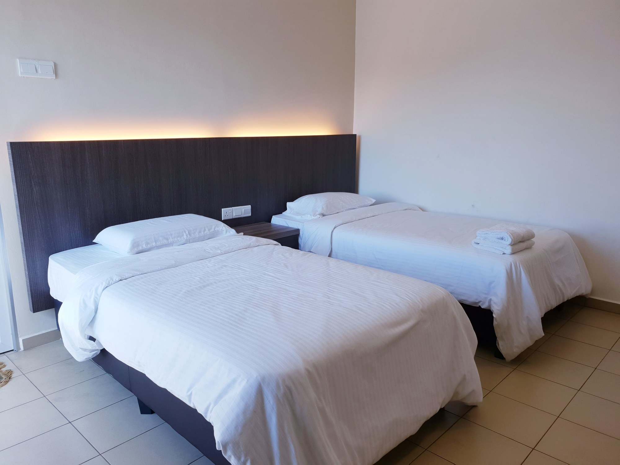 Grand Champagne Hotel