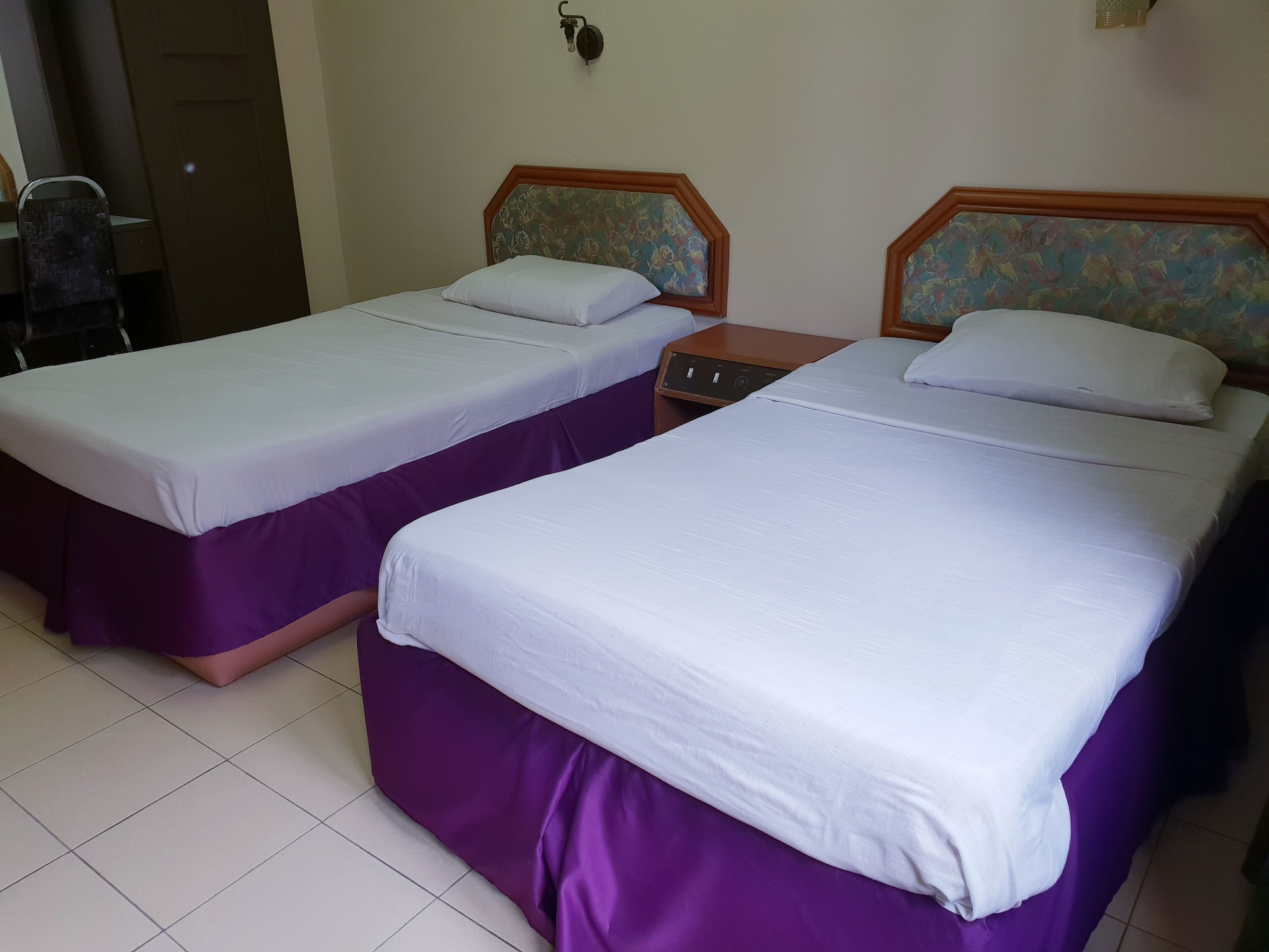 Grand Champagne Hotel