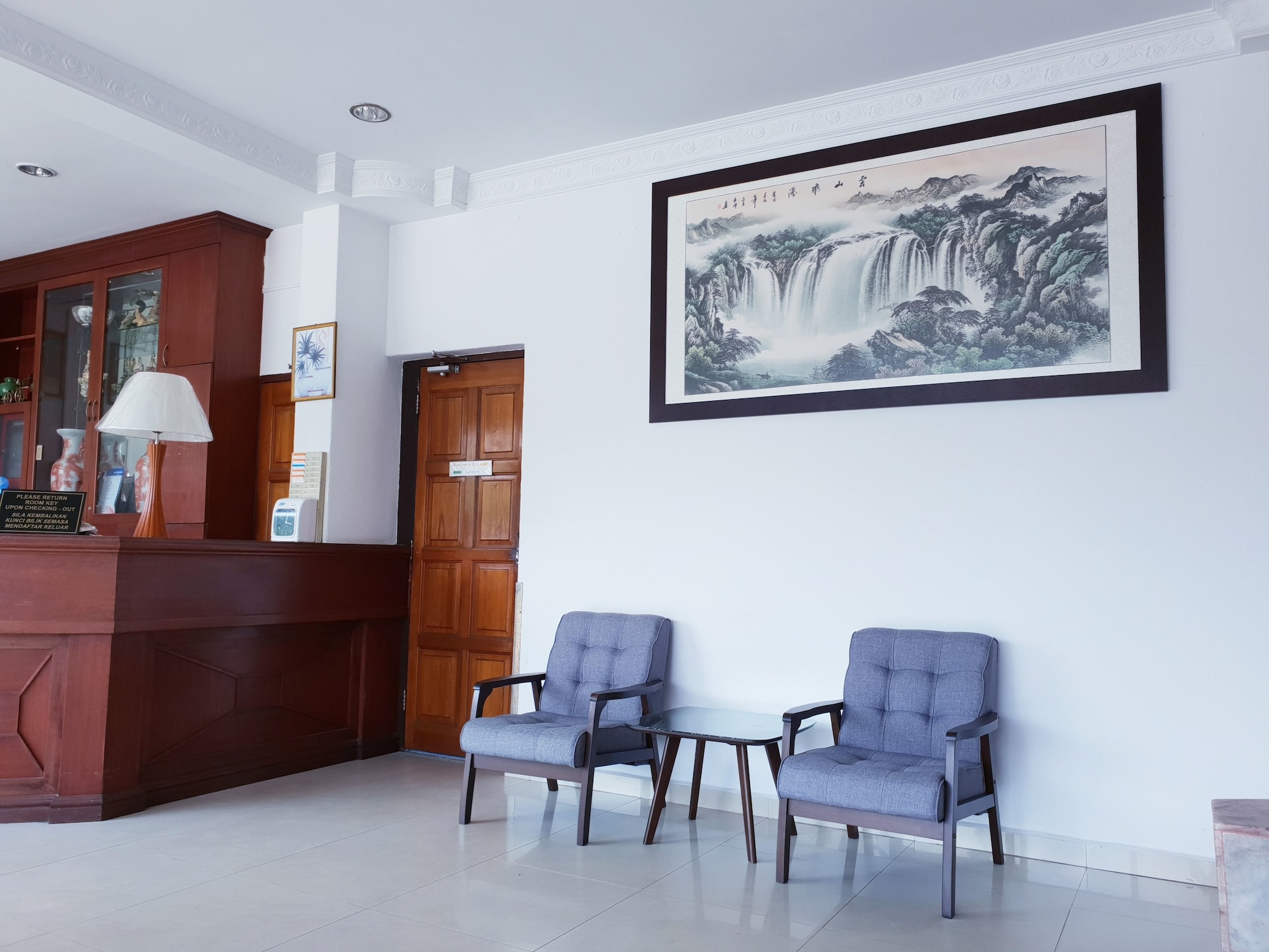 Grand Champagne Hotel