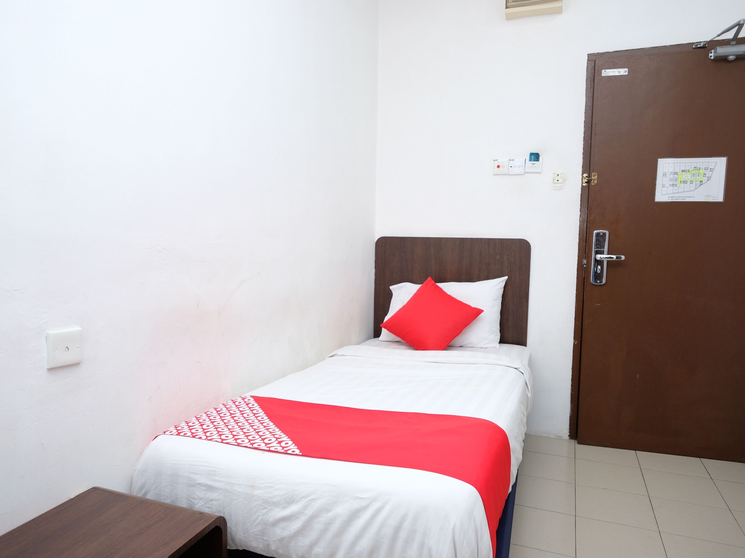 Grand City Hotel I by OYO Rooms