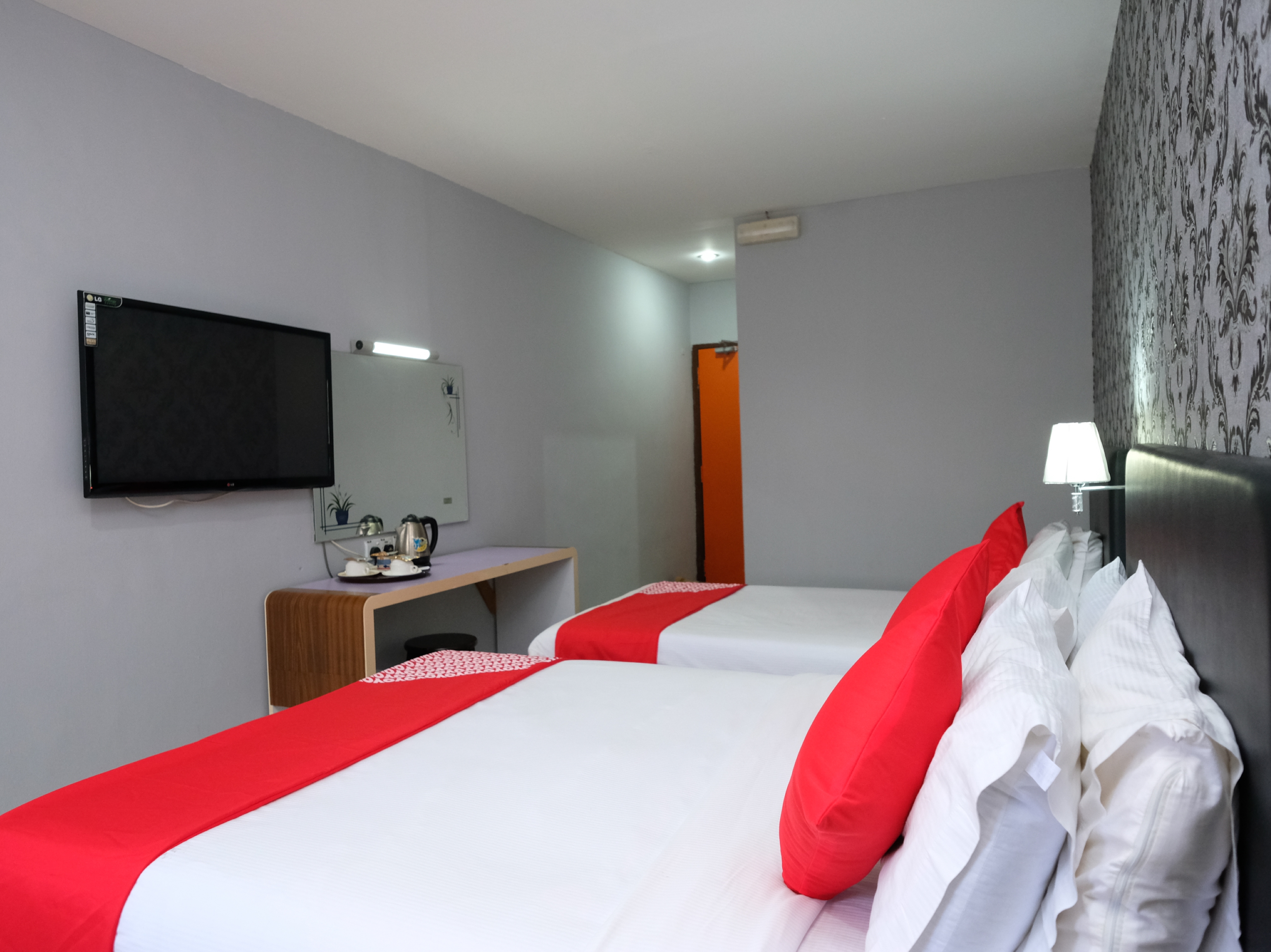 Grand City Hotel II By OYO Rooms