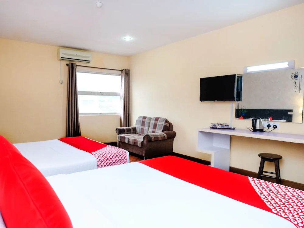 Grand City Hotel II By OYO Rooms