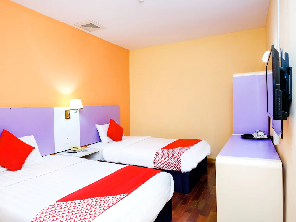 Grand City Hotel II By OYO Rooms