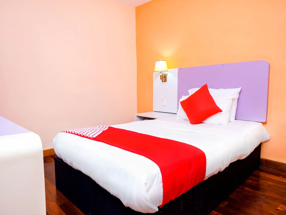 Grand City Hotel II By OYO Rooms