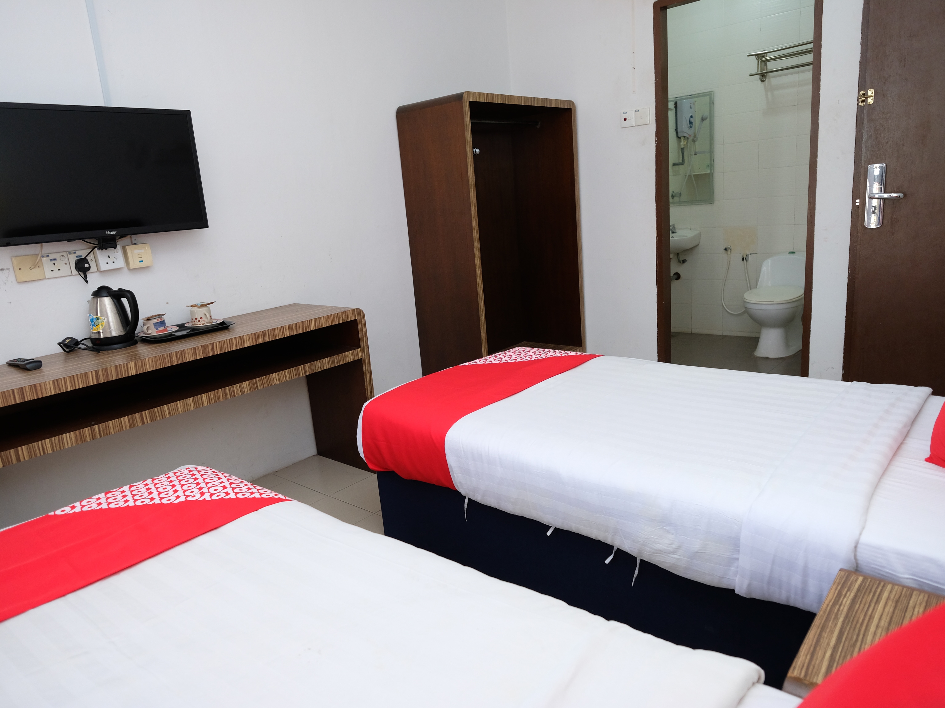 Grand City Hotel II By OYO Rooms
