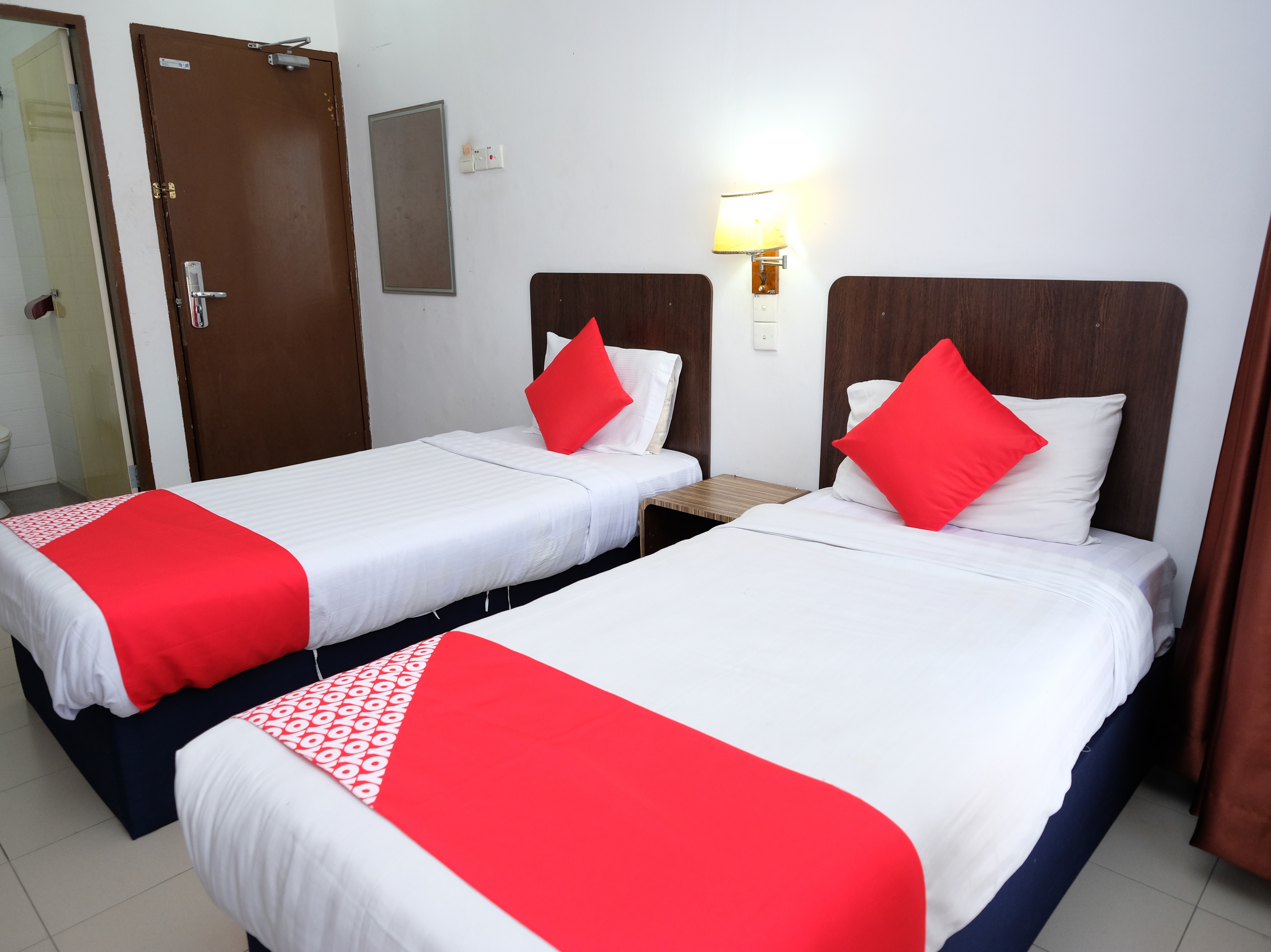 Grand City Hotel II By OYO Rooms
