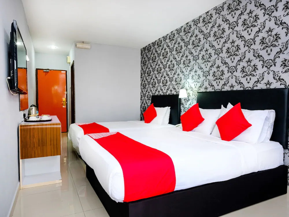 Grand City Hotel II By OYO Rooms