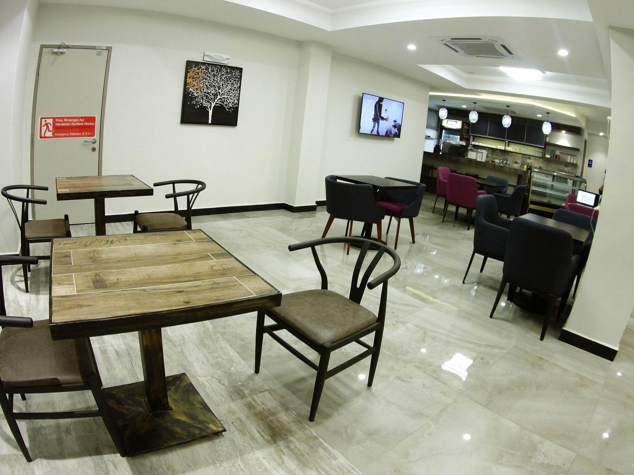 Meriton Inn