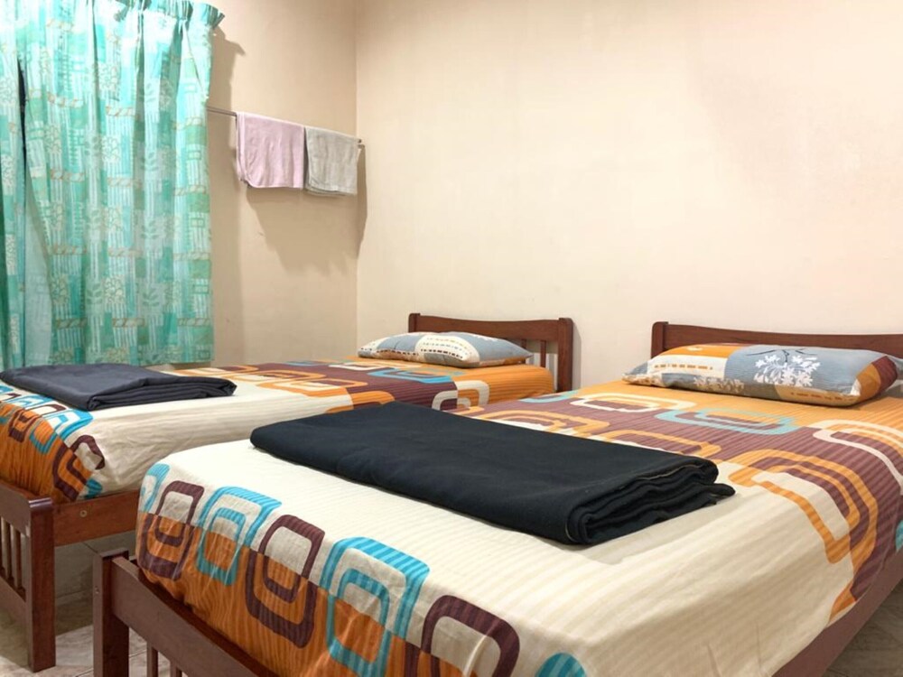 Rivermoon Guest House by OYO Rooms