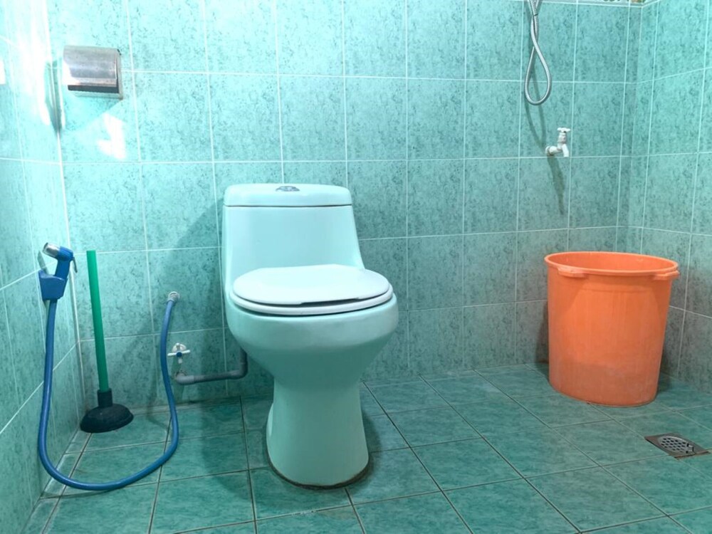 Rivermoon Guest House by OYO Rooms