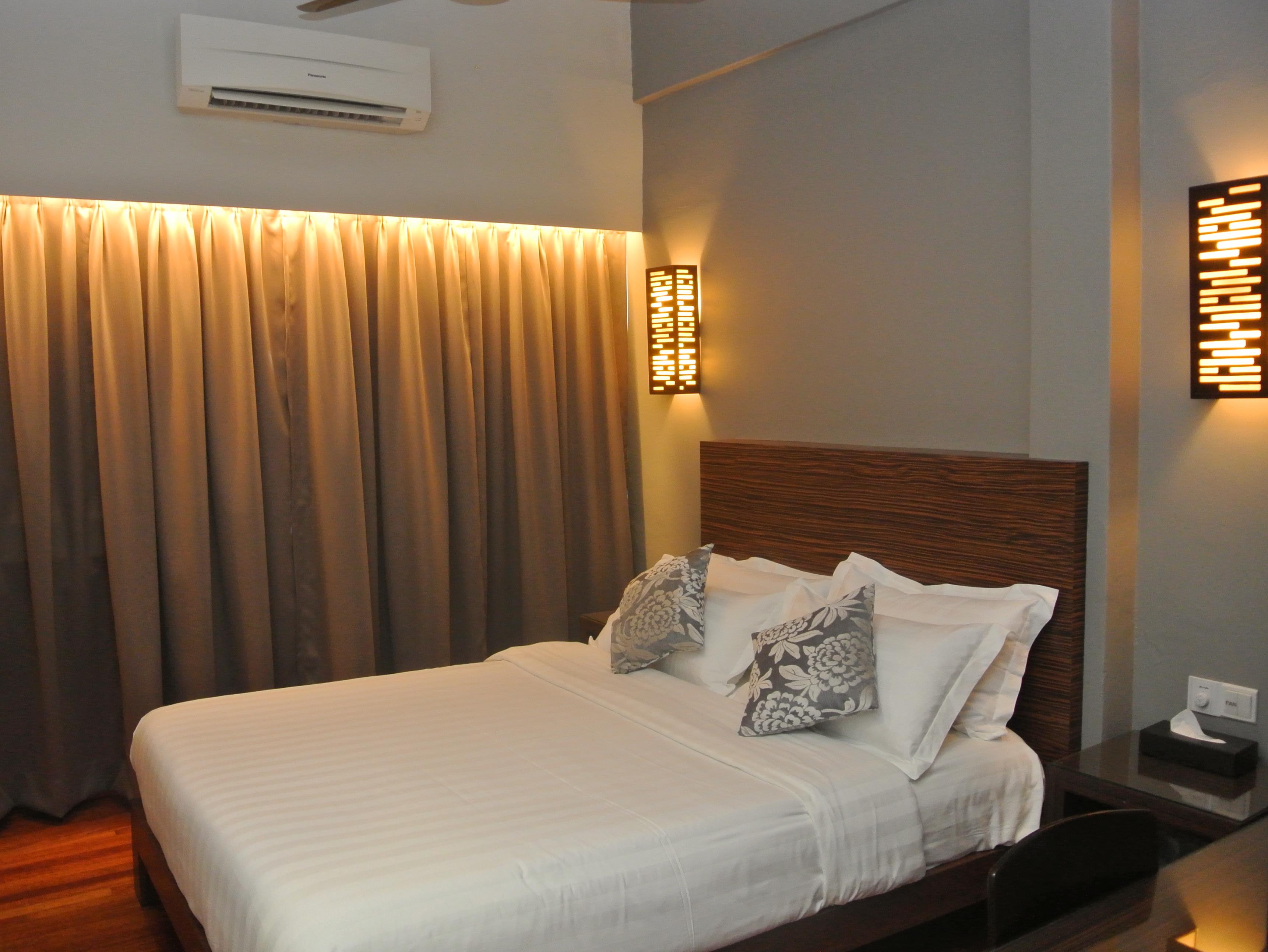 Riverside Boutique Hotel & Cafe