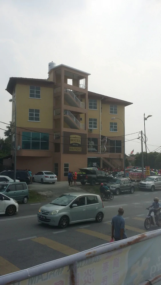 Mass Boutique Hotel
