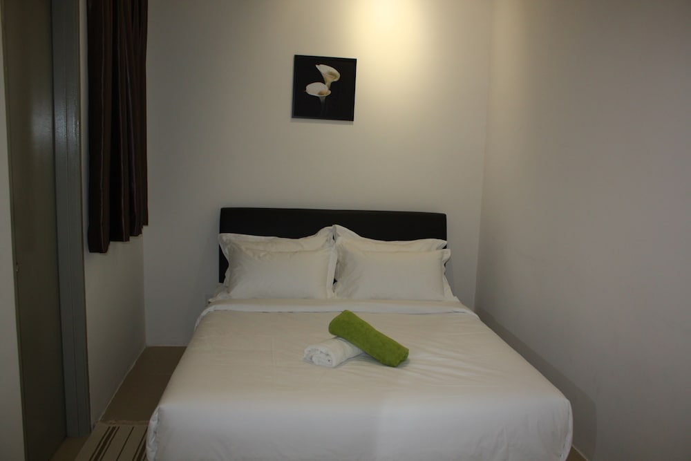 Woodz Highlands Apartment