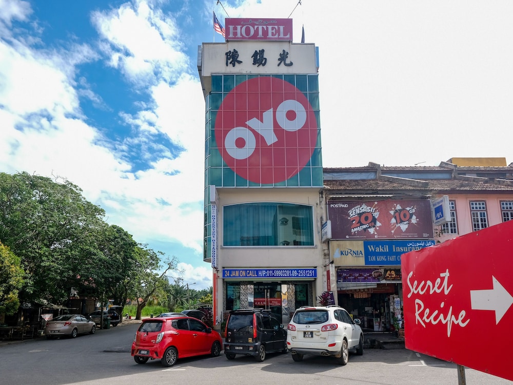 Sun Triang Hotel by OYO Rooms