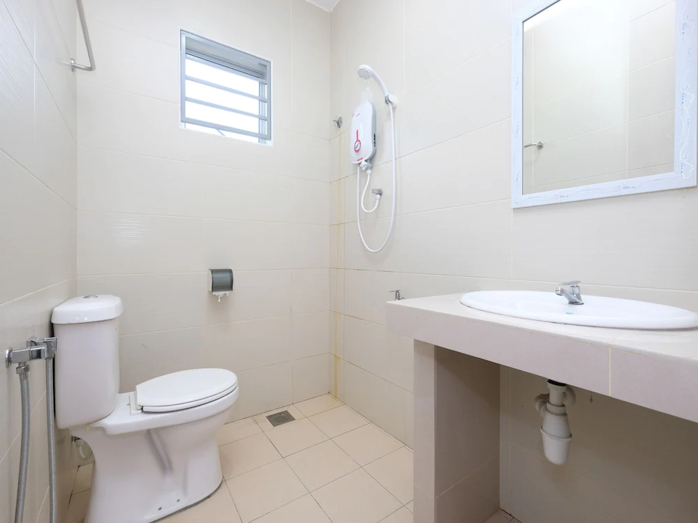 Sun Triang Hotel by OYO Rooms