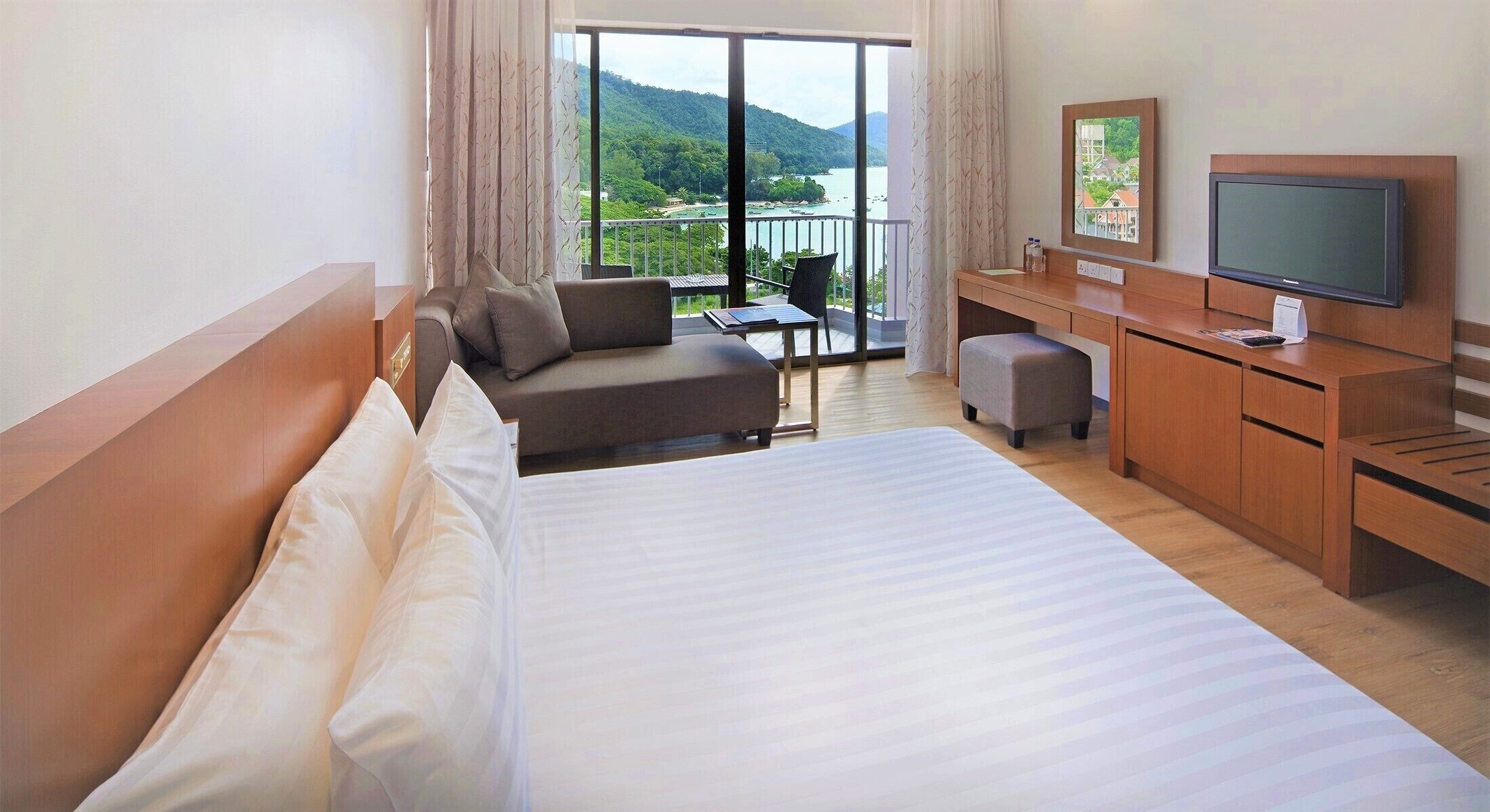 Bayview Beach Resort Penang