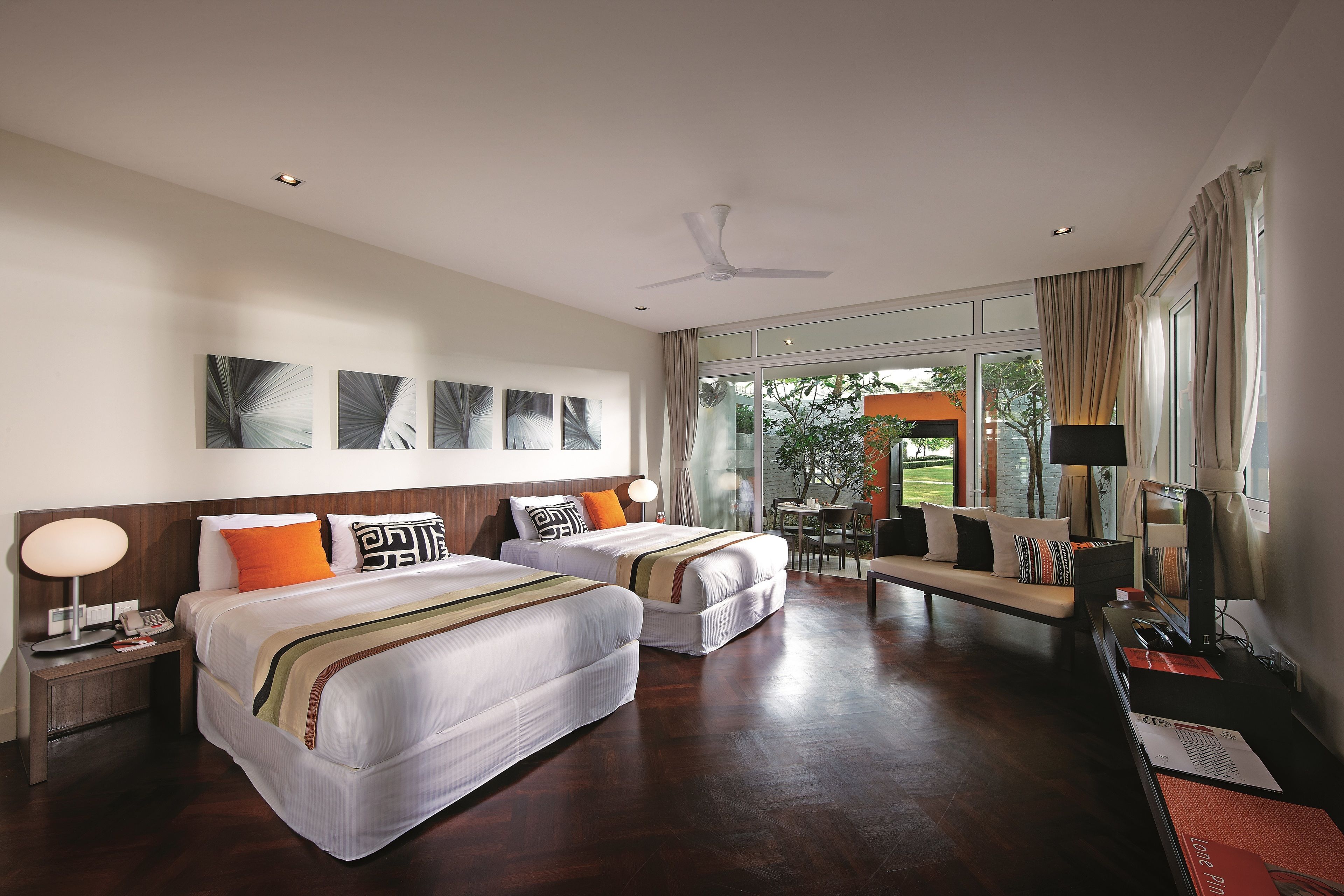 Lone Pine, The Boutique Hotel by The Beach