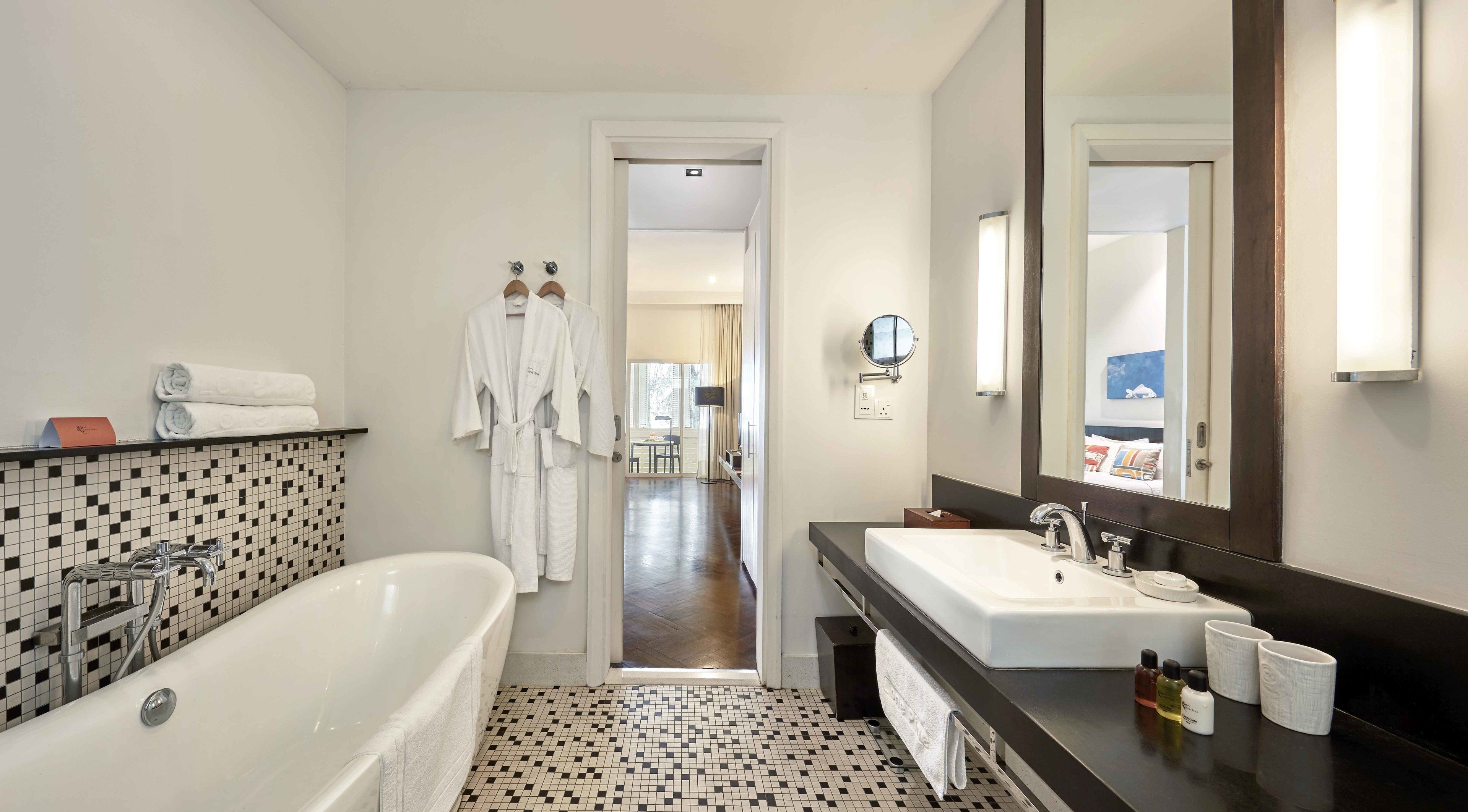 Lone Pine, The Boutique Hotel by The Beach