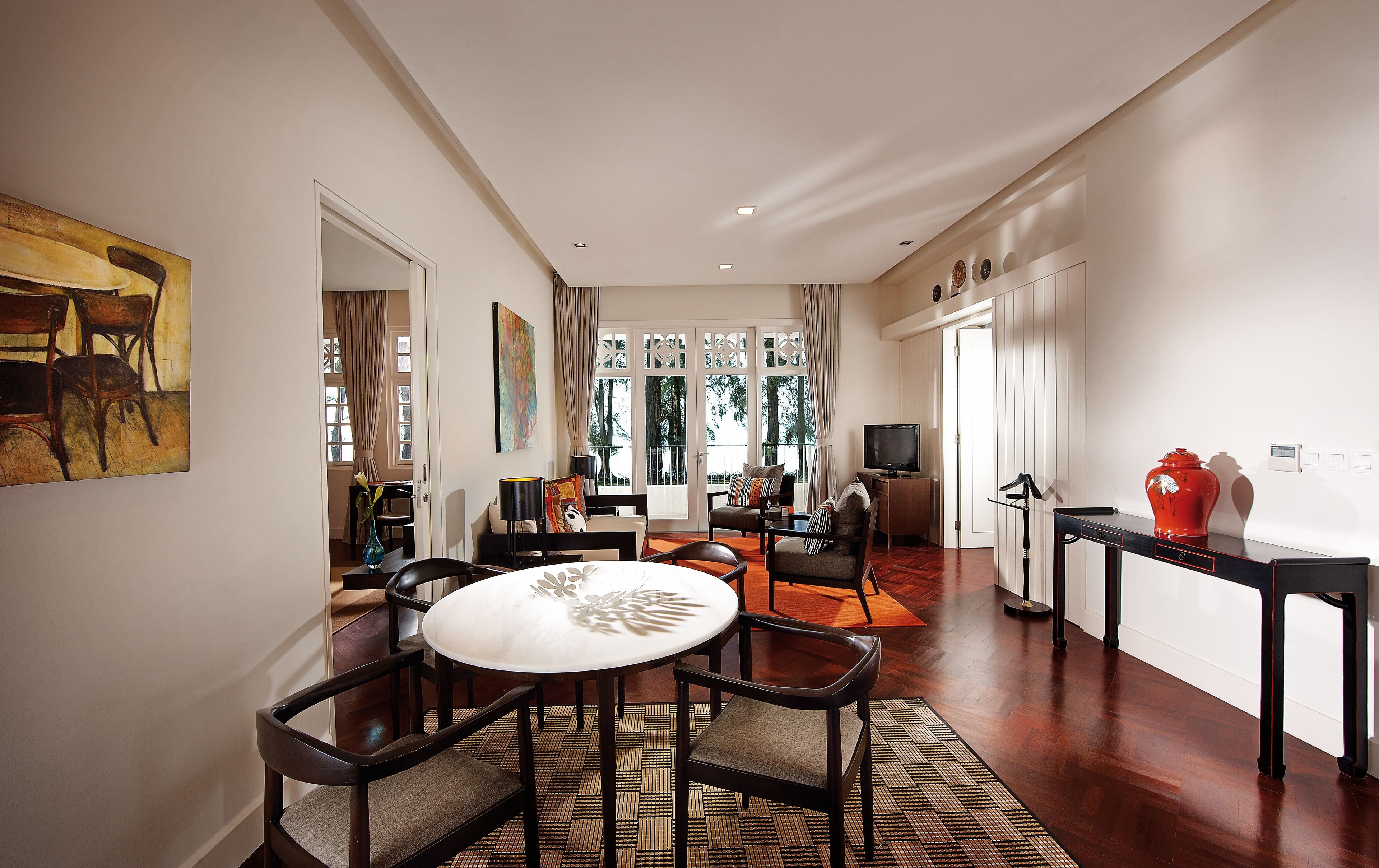 Lone Pine, The Boutique Hotel by The Beach