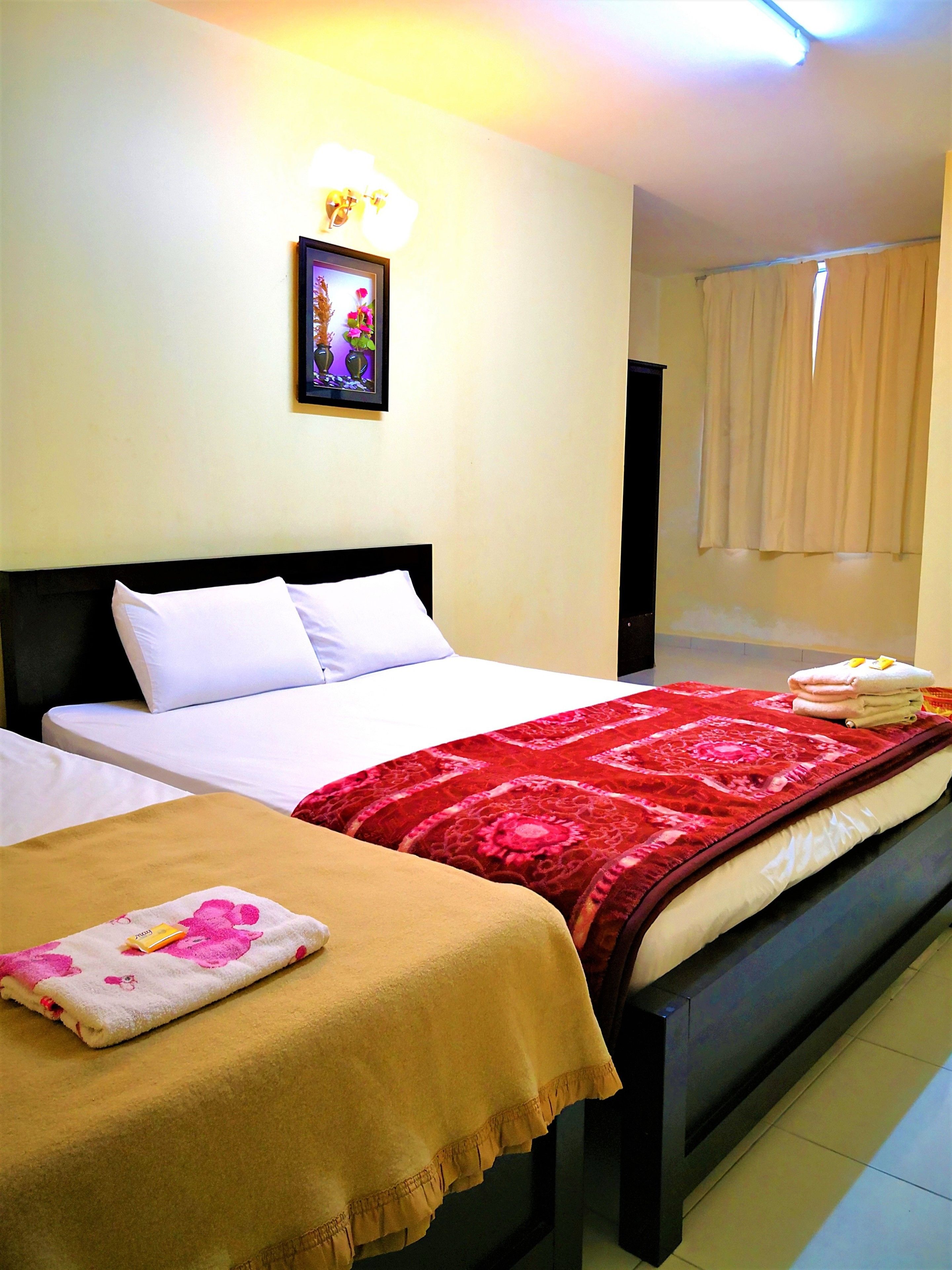 OYO 90159 Zahaar Hotel
