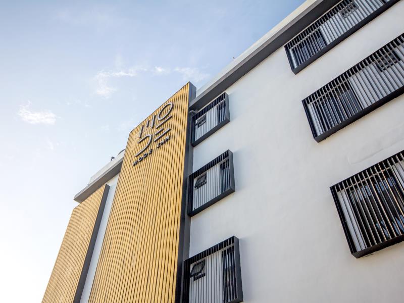 Mode Inn Icon City