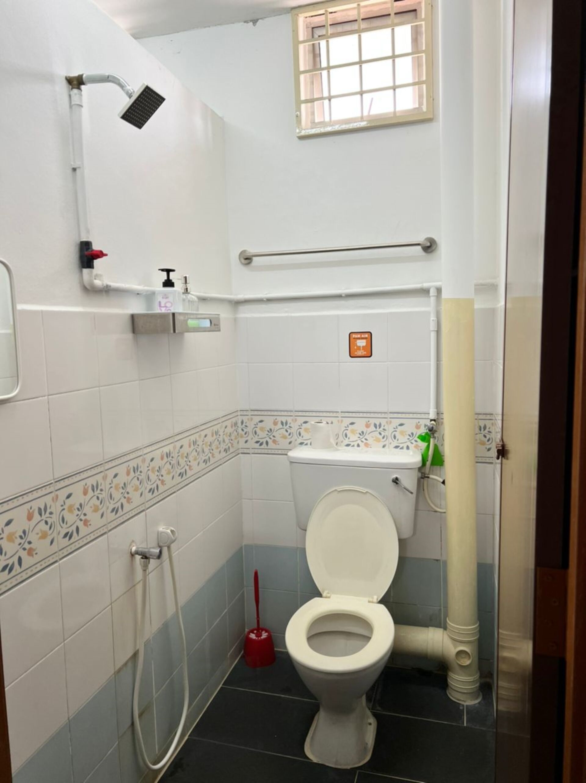 Oyo Homes 90522 Alma Sweet Home