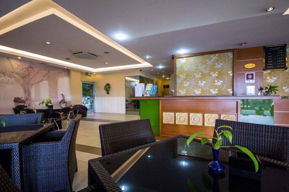 Sri Indar Hotel