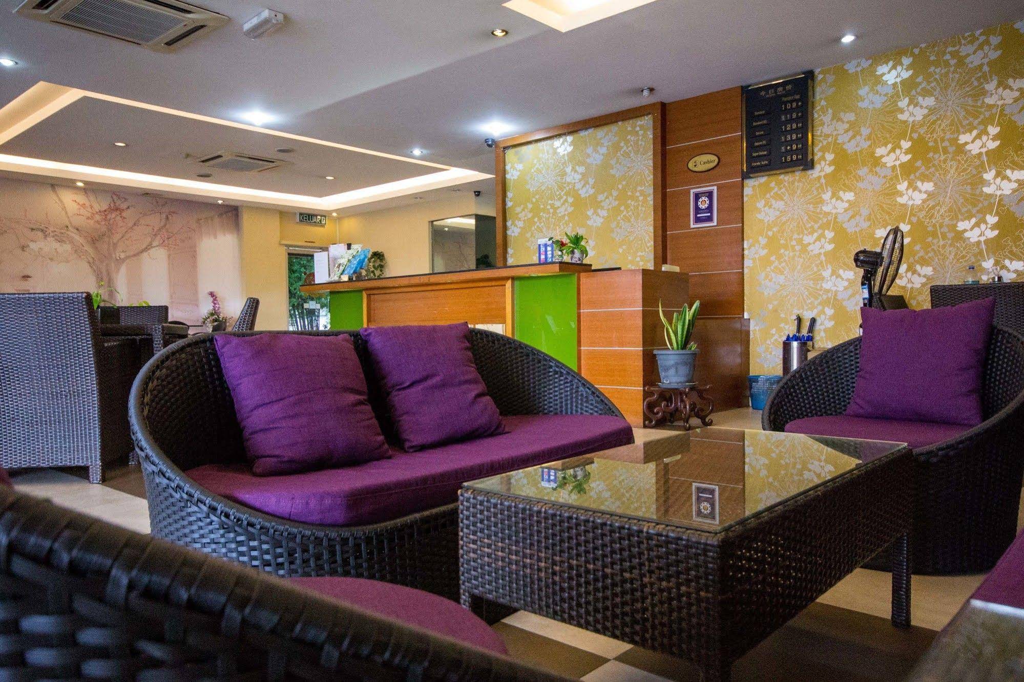 Sri Indar Hotel
