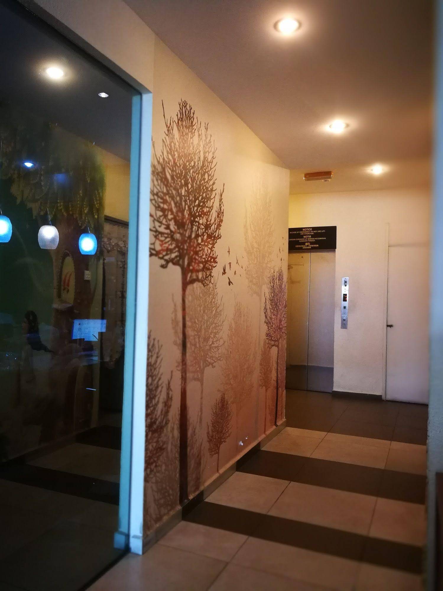 Sri Indar Hotel