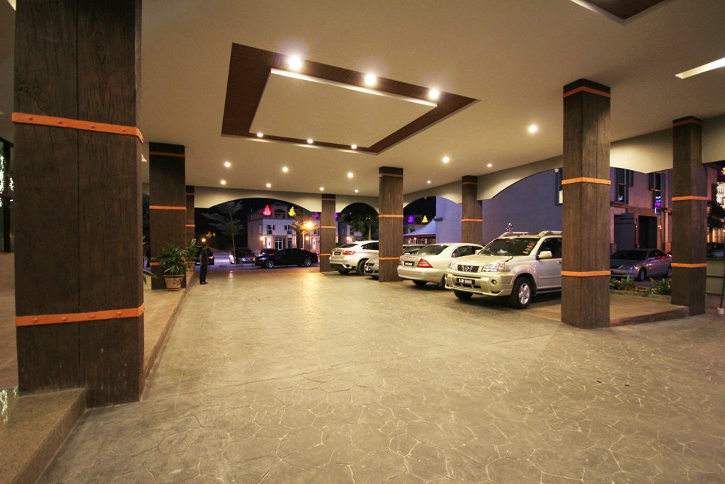 Aroma Hotel