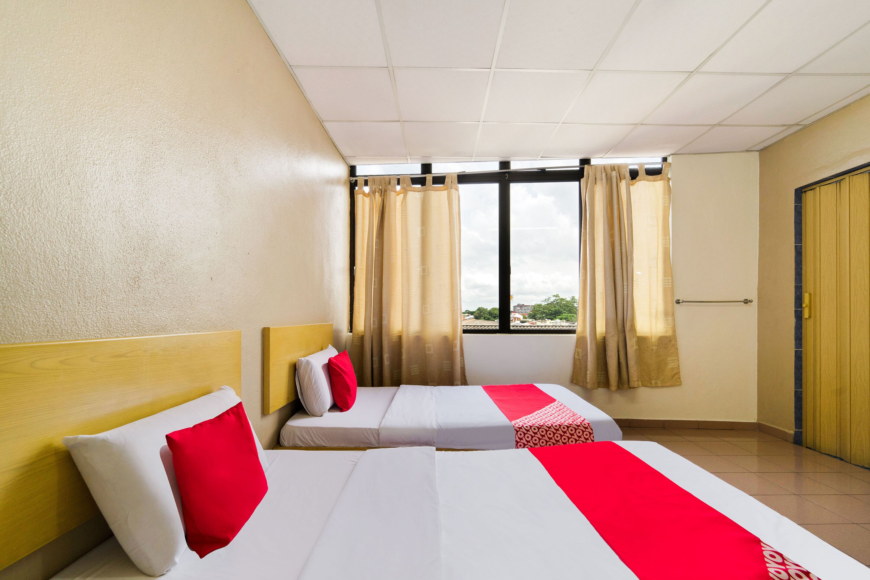 CP Hotel by OYO Rooms
