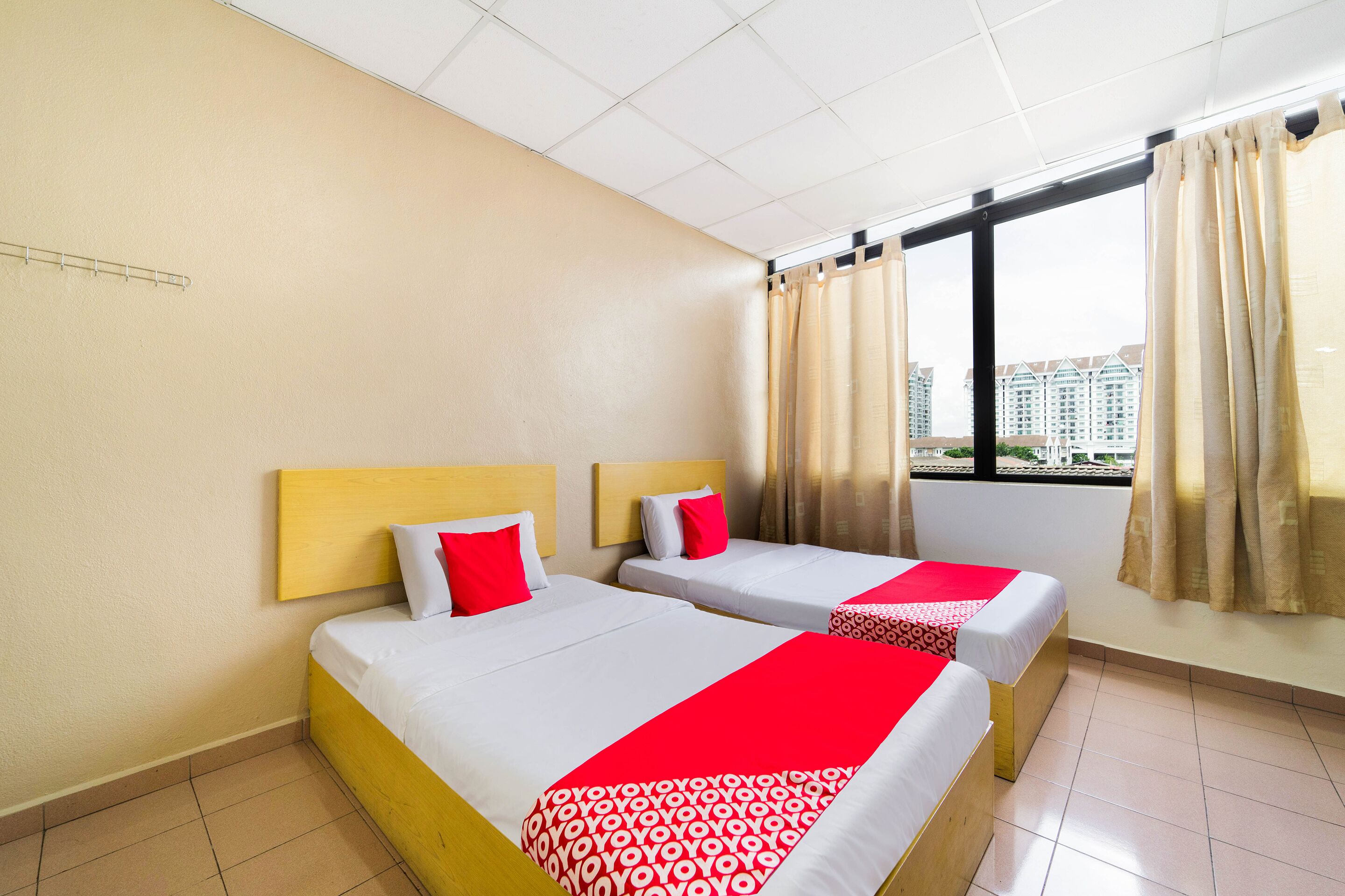 CP Hotel by OYO Rooms