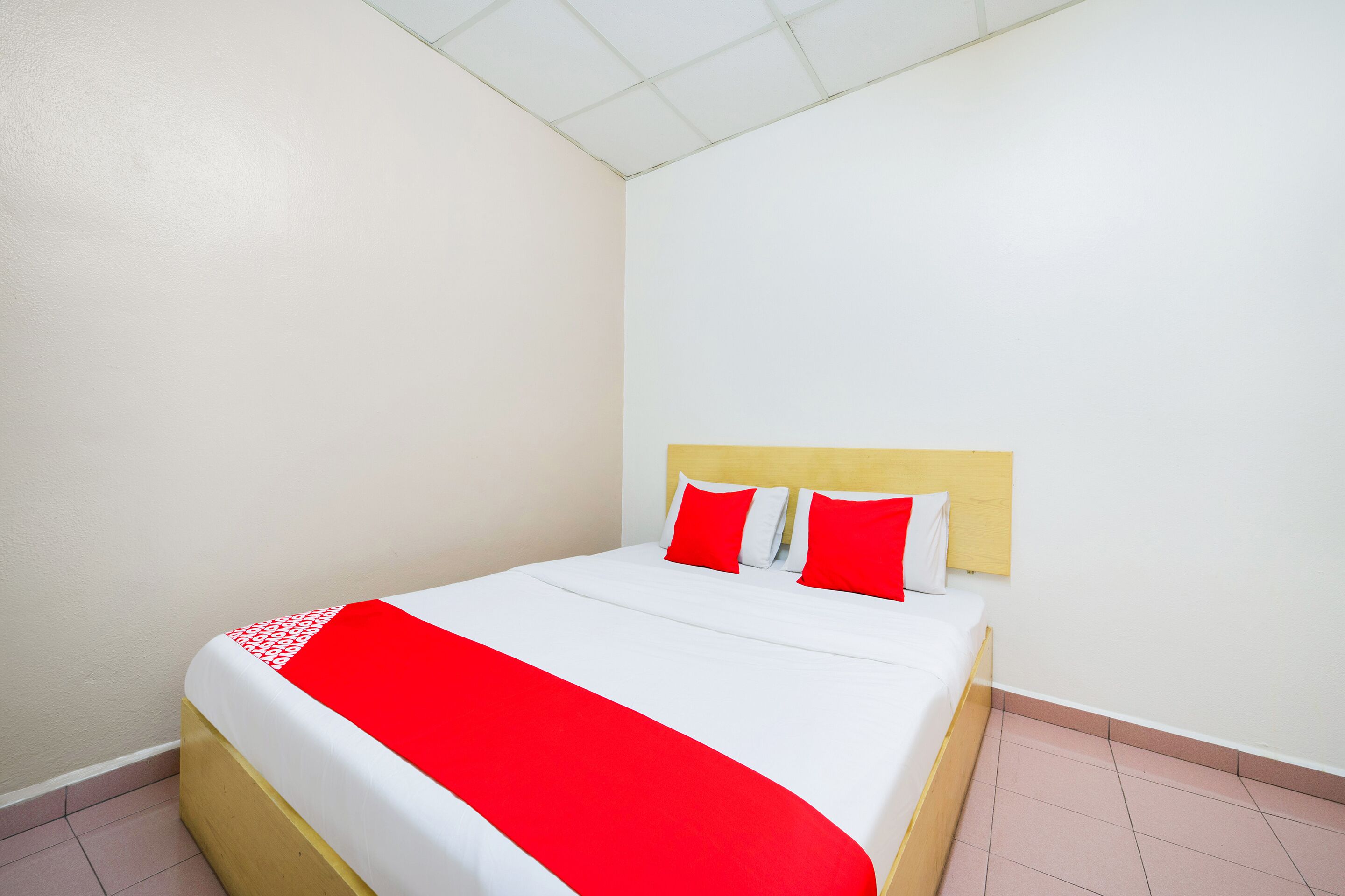 CP Hotel by OYO Rooms