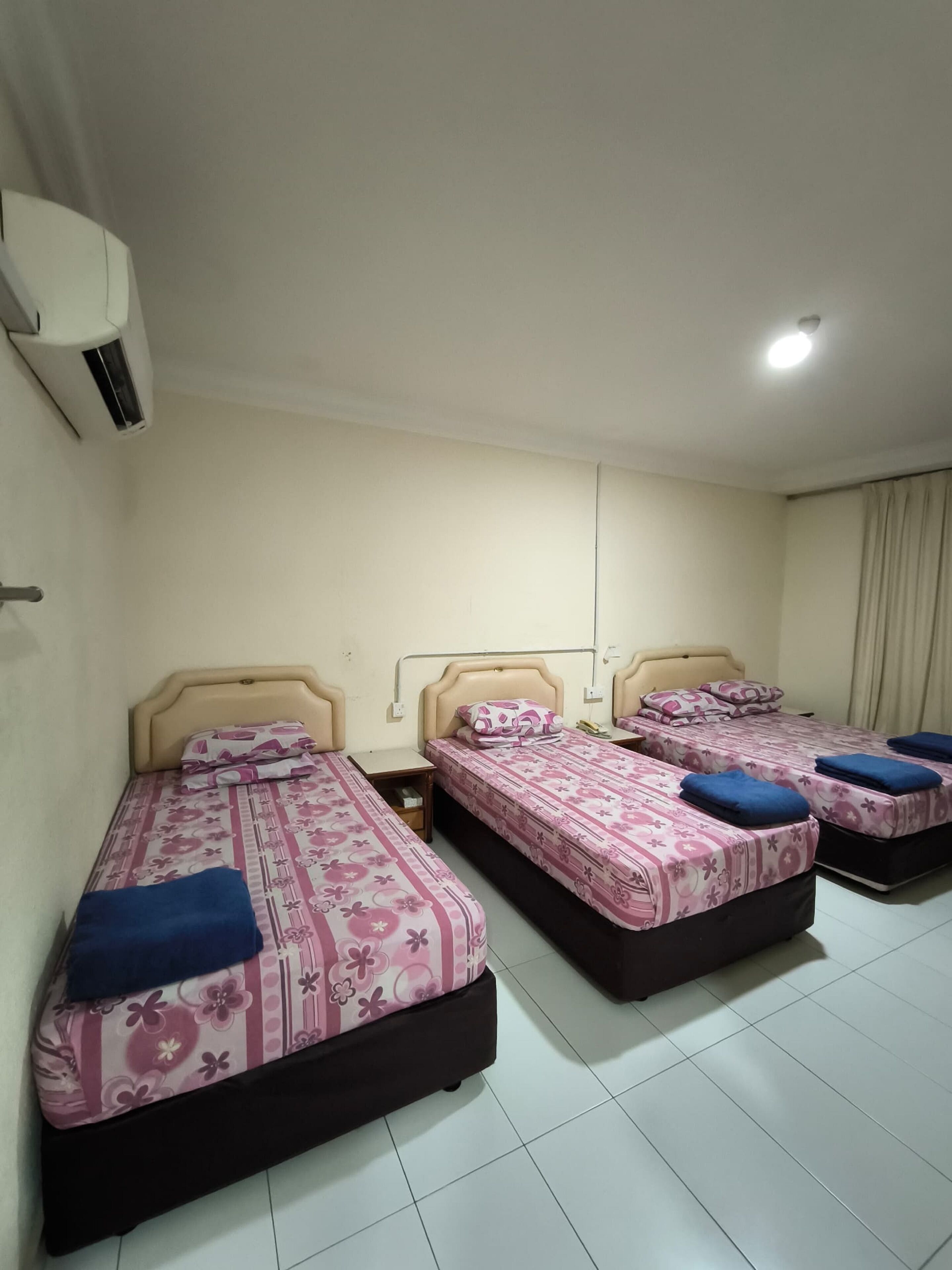 Hotel Ikia By Oyo