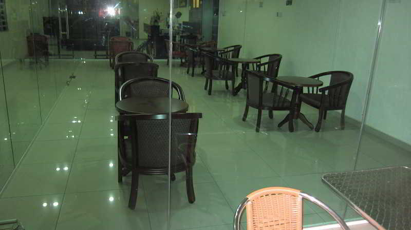 River Inn Hotel by OYO