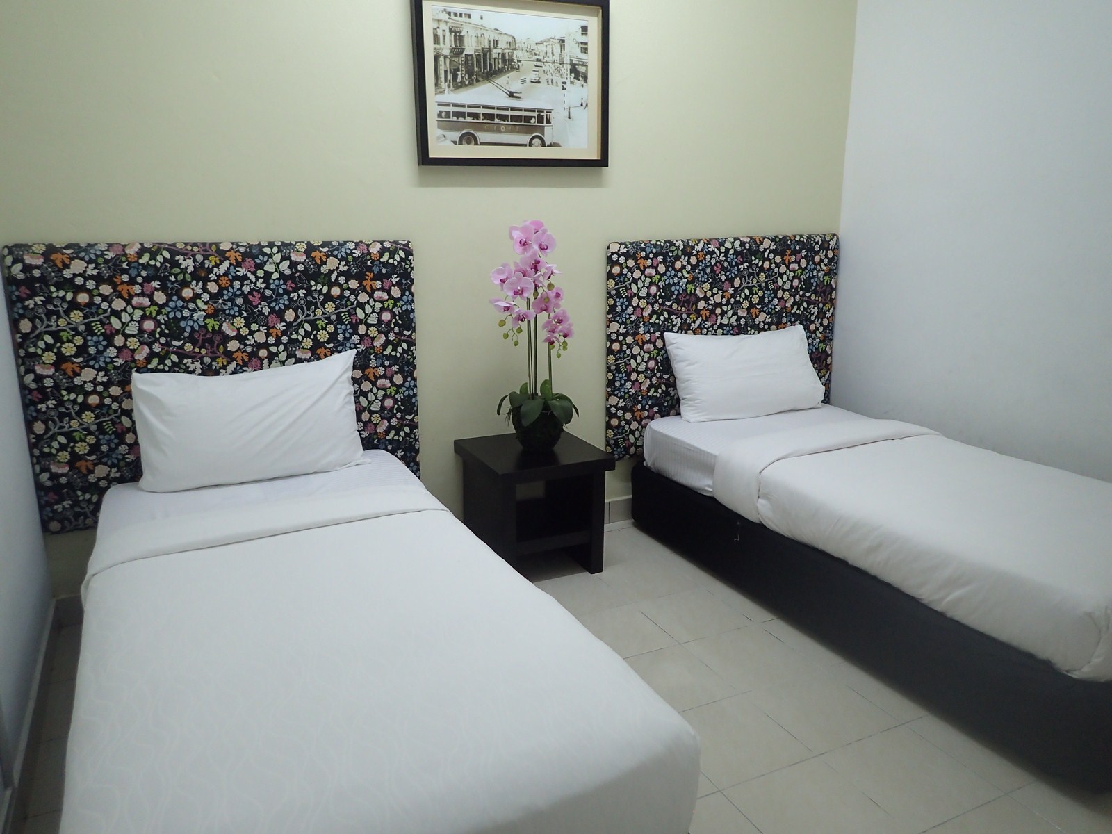 AR-Raudhah Suite & Hotel