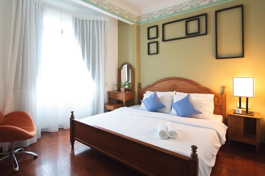 Century Bay Service Suites