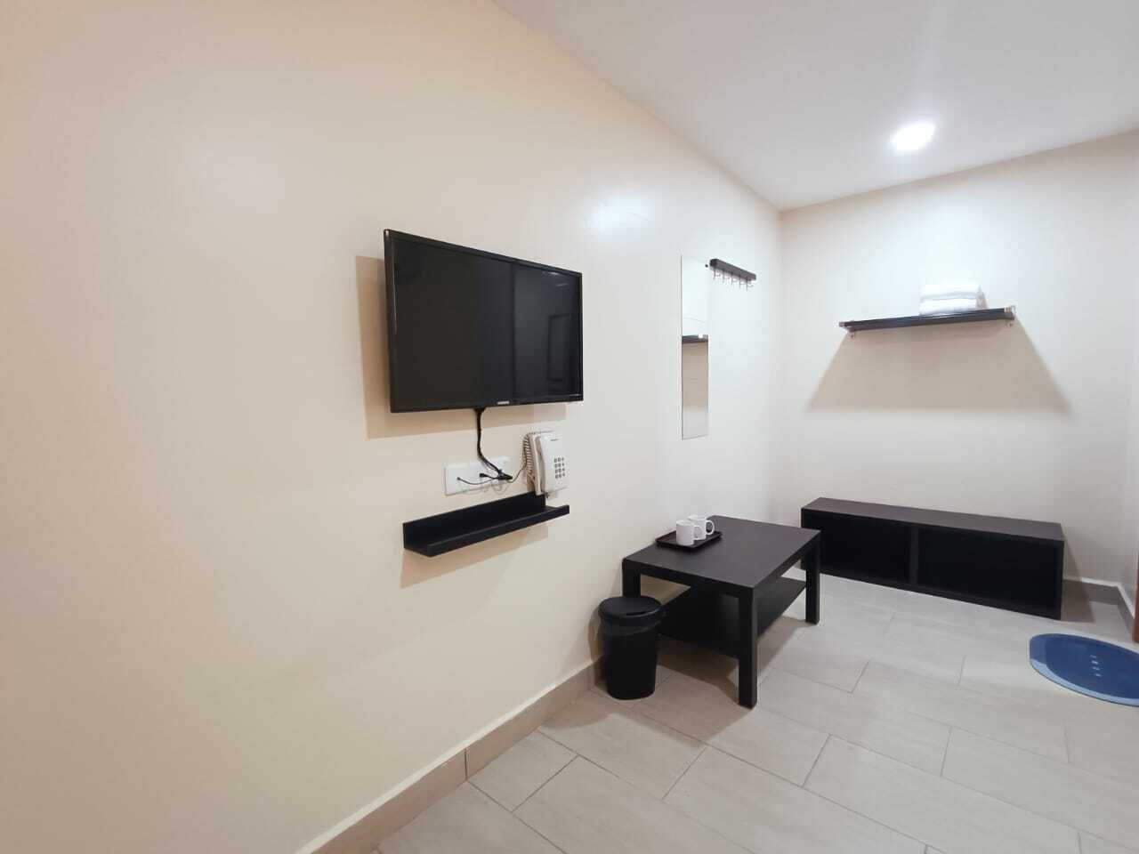 Island City Hotel