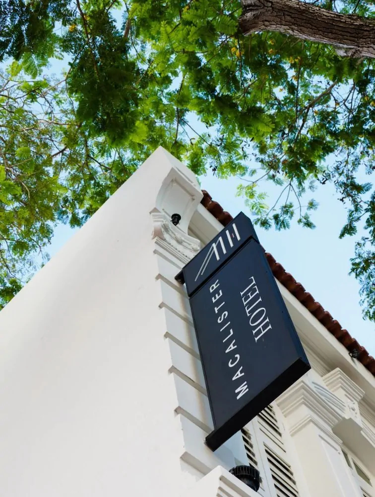 Macalister Hotel
