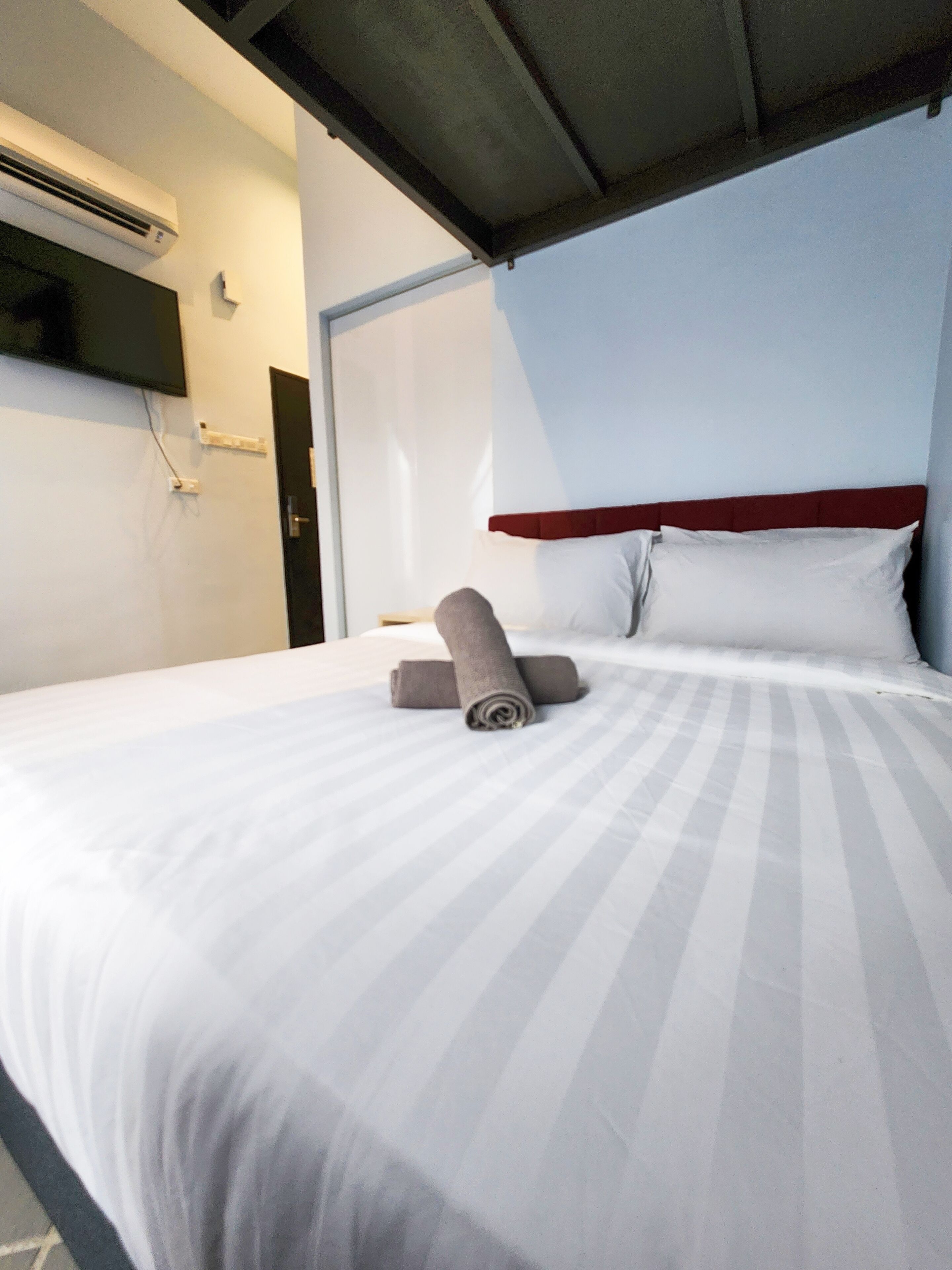 Mac Hotel By Sky Hive